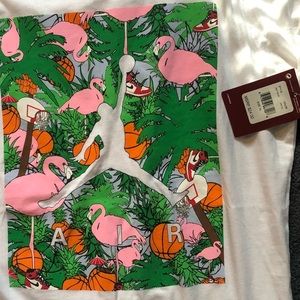 NWT Air Jordan Tee (Boys L fits like Woms S)